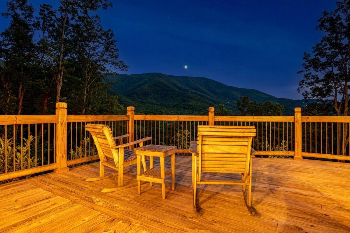 Firefly Cove - Private Theater And Mountain Views! Villa Sevierville Exterior photo